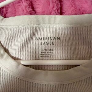 American Eagle Cream Ribbed Sweatshirt